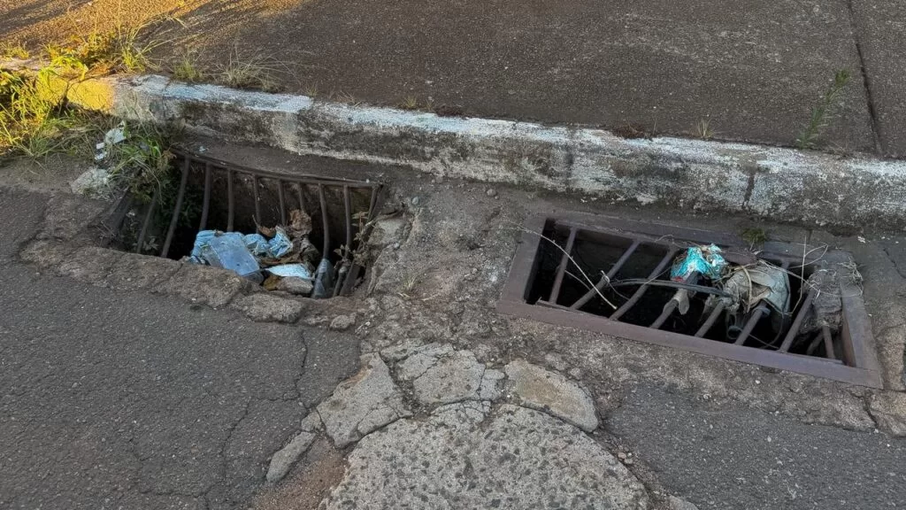 Distrito Industrial de Alfenas enfrenta buracos, mato alto e falta de segurança