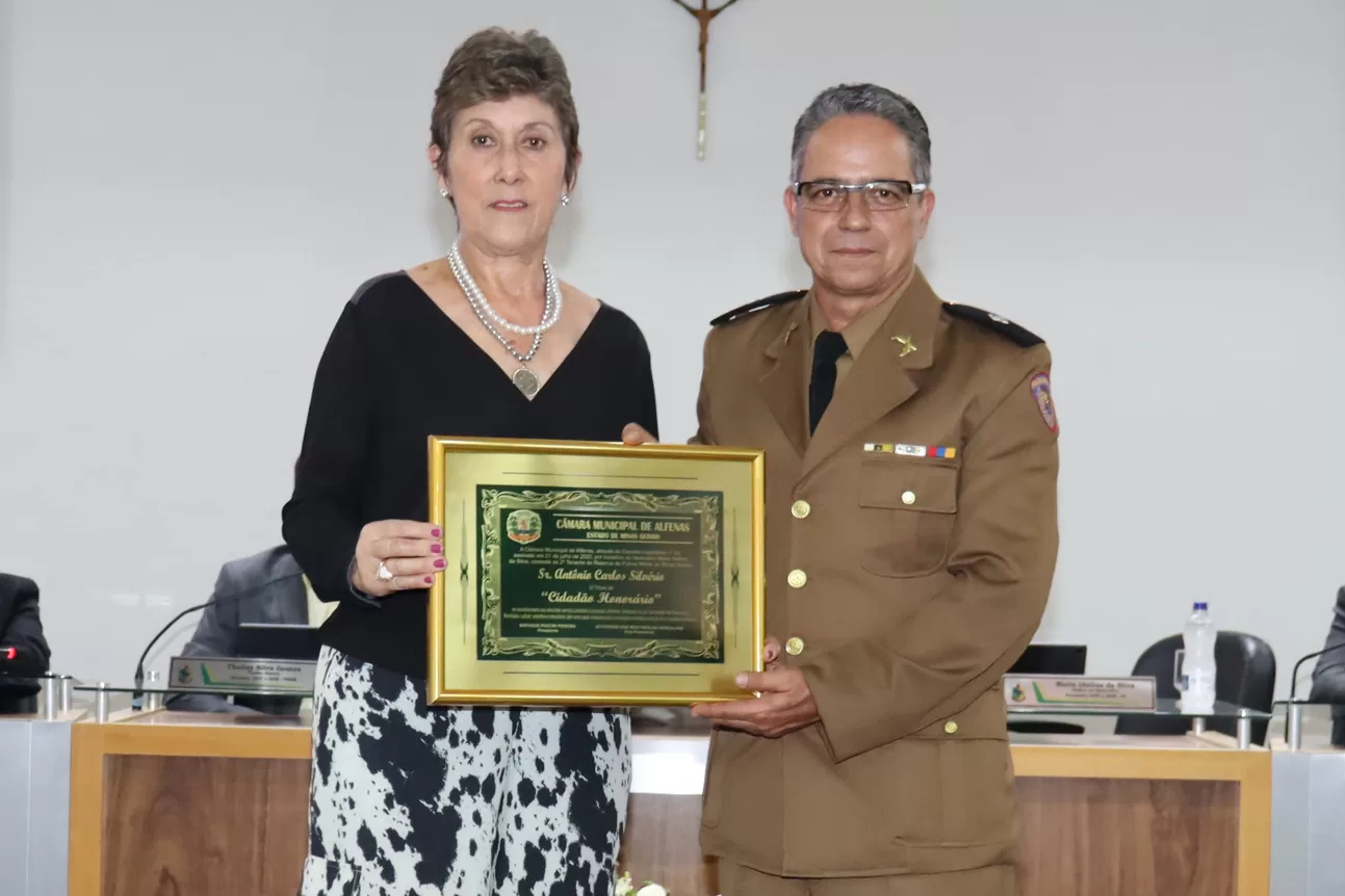 Antônio Carlos Silvério recebe Título de Cidadão Honorário de Alfenas
