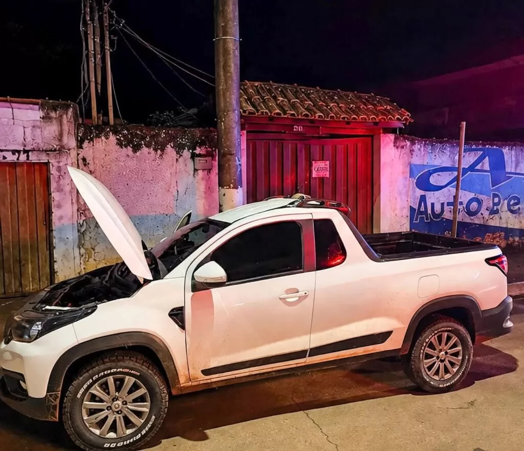 Dois homens são presos com duas Fiat Strada adulteradas em Alfenas