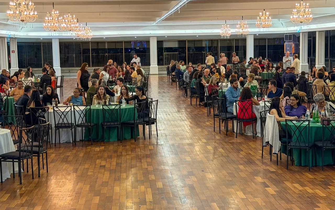 Jantar do Alfenense Futebol Clube reúne centenas e arrecada recursos para reforma do Estádio Alviverde