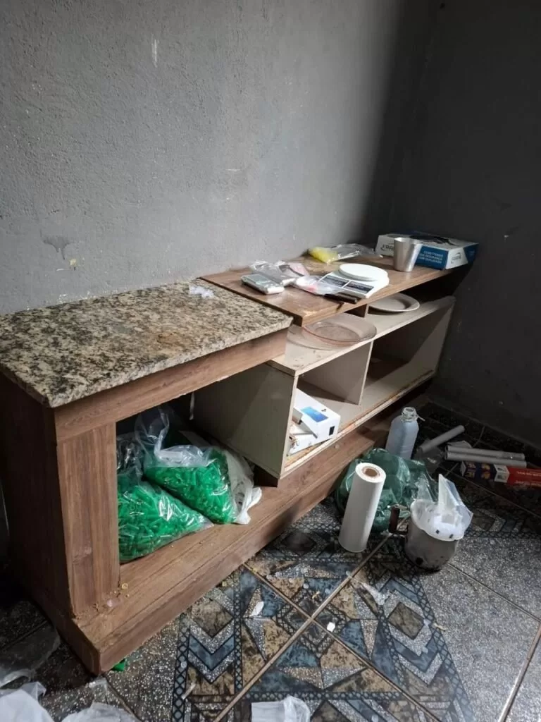 Operação conjunta prende quatro suspeitos por tráfico de drogas em Areado