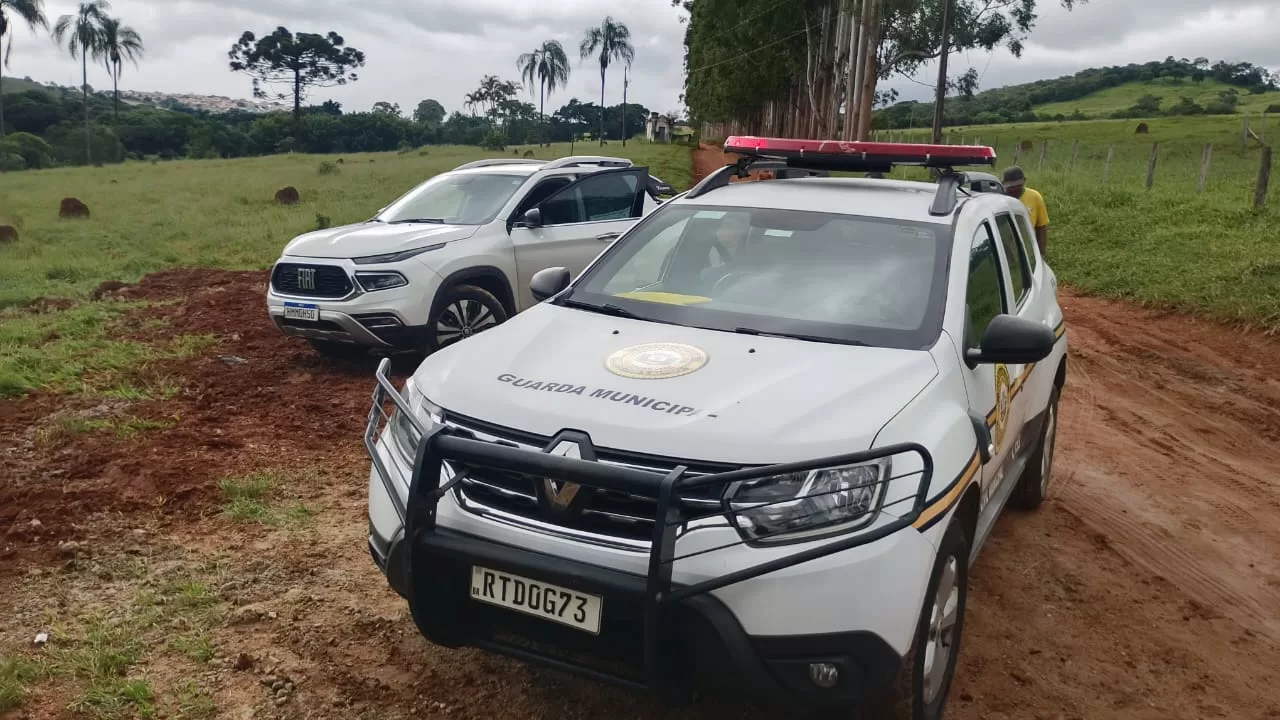 Assalto a residência em Alfenas termina com vítimas agredidas e caminhonete recuperada