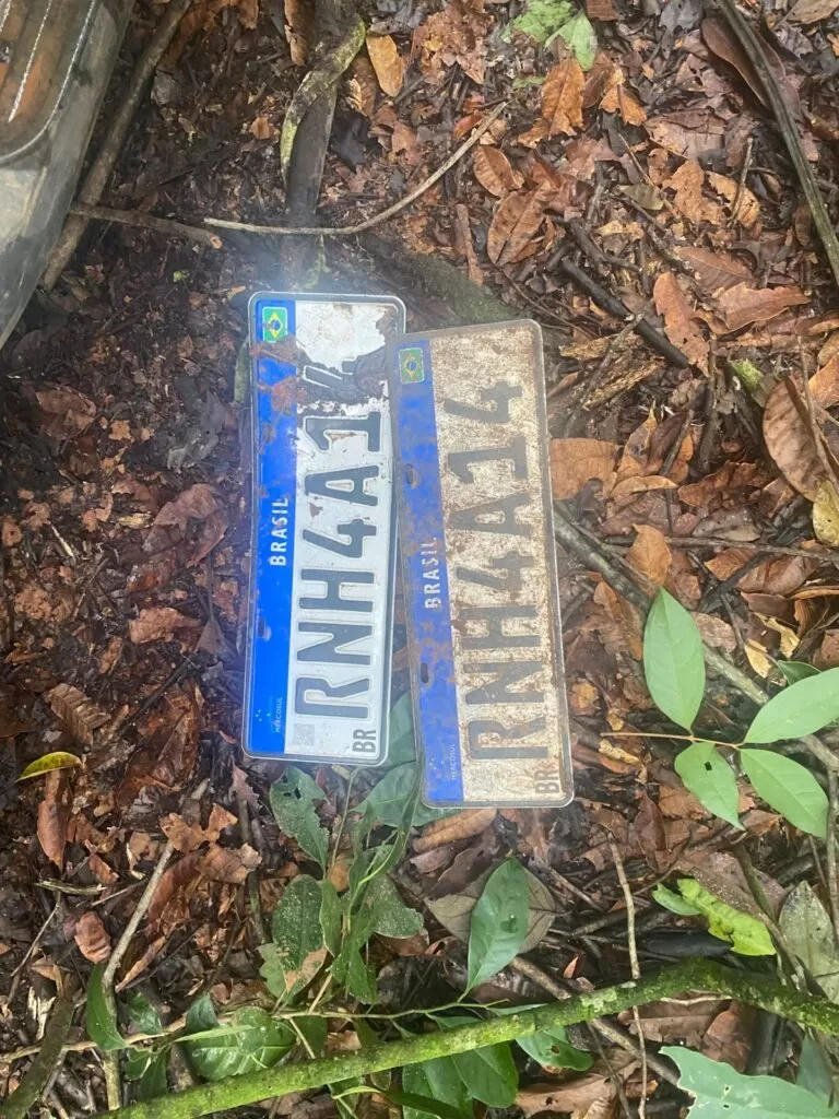 Polícia recupera caminhonete furtada e apreende equipamento suspeito na zona rural de Alfenas