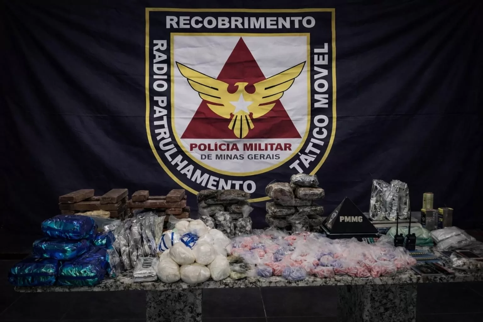 Operações policiais em Alfenas resultam na maior apreensão de drogas de 2026