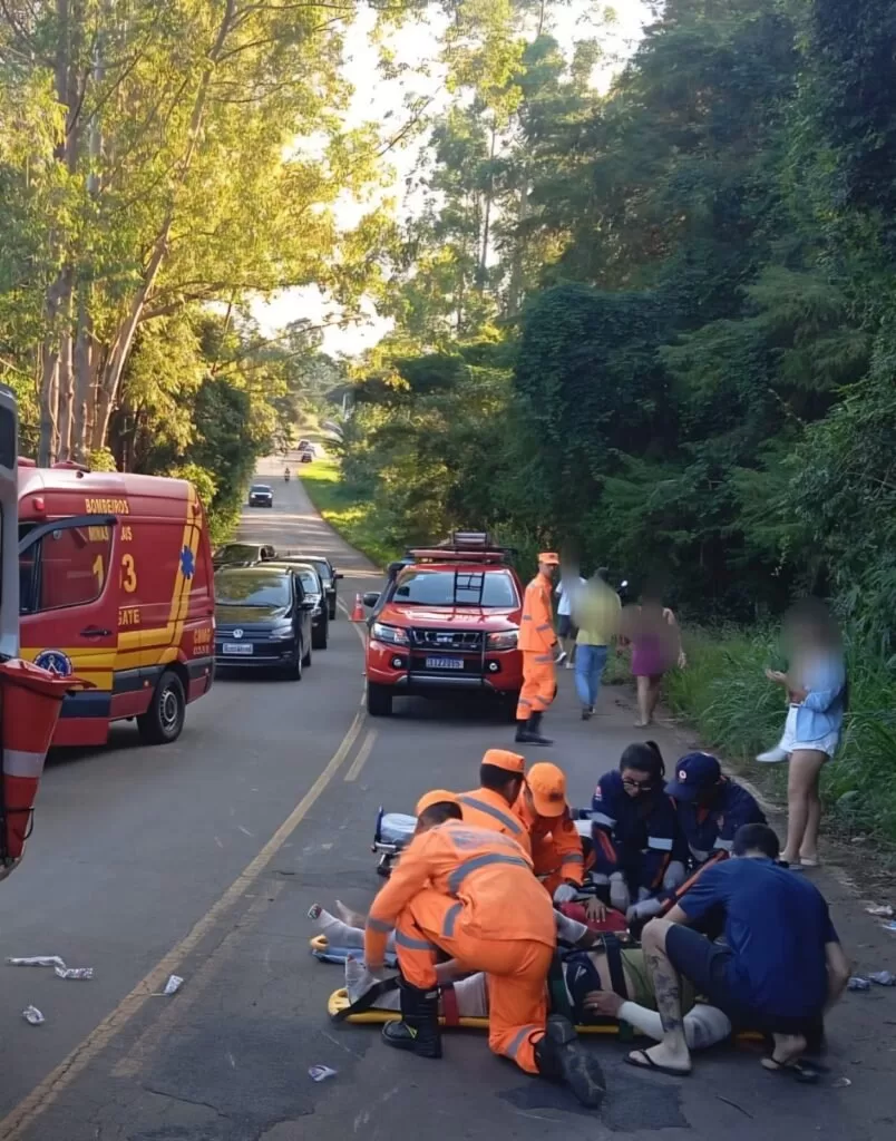 Casal fica ferido após queda de motocicleta na rodovia entre Fama e Alfenas