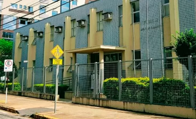 Homem é condenado a 84 anos de prisão por abusos sexuais contra três crianças em Alfenas