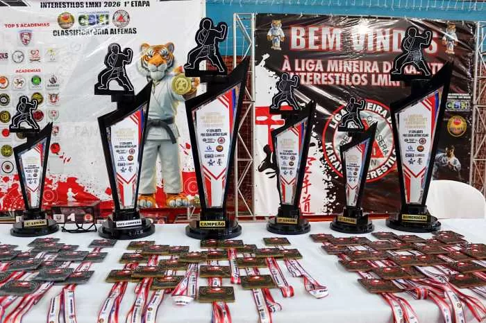 Alfenas sediou a 13ª Copa Profº Edson Velano de Karatê Interestilos com destaque para equipes locais e de outros municípios mineiros