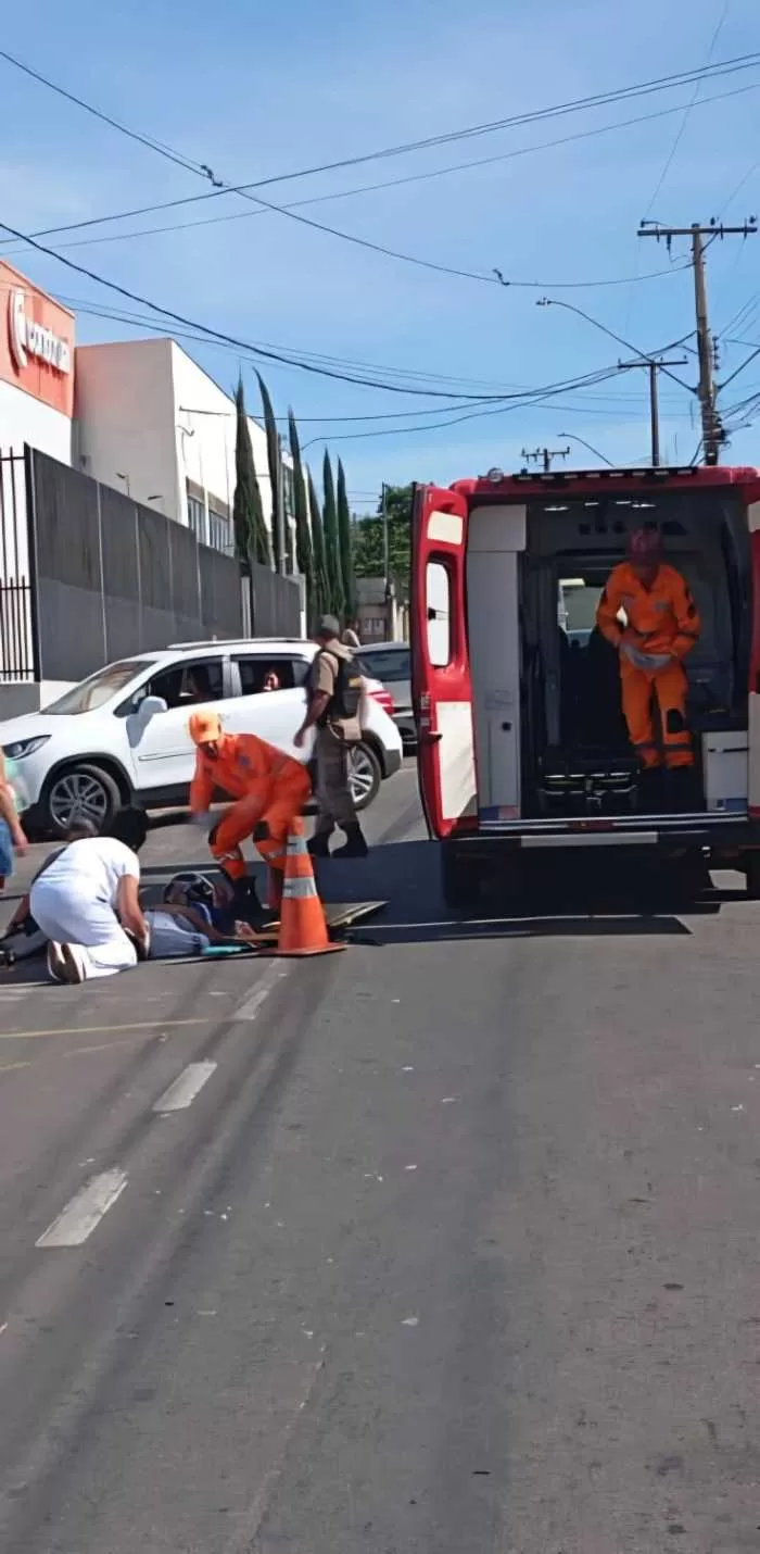 Acidente na BR-369 em Alfenas deixa três pessoas feridas após perda de controle do veículo