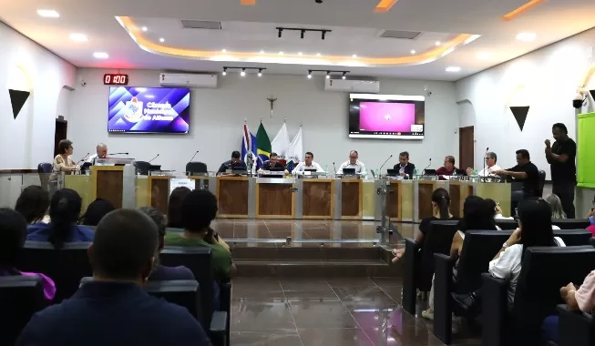 Câmara de Alfenas aprova política de coleta e vacinação domiciliar para pessoas com TEA e condições específicas