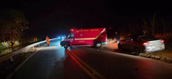 Motociclista fica gravemente ferido após colisão frontal na MGC-369 em Alfenas