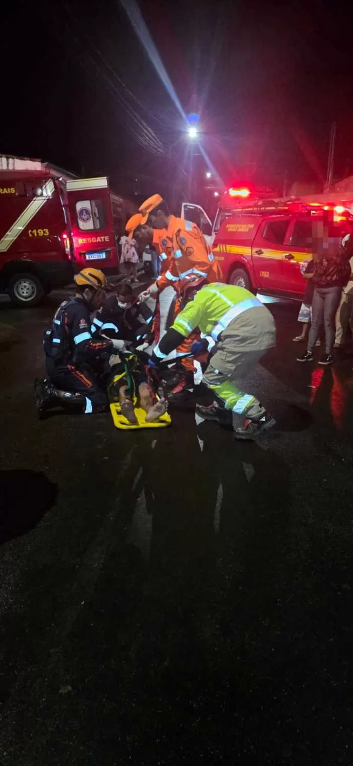 Três acidentes com motociclistas mobilizam equipes de emergência em Alfenas