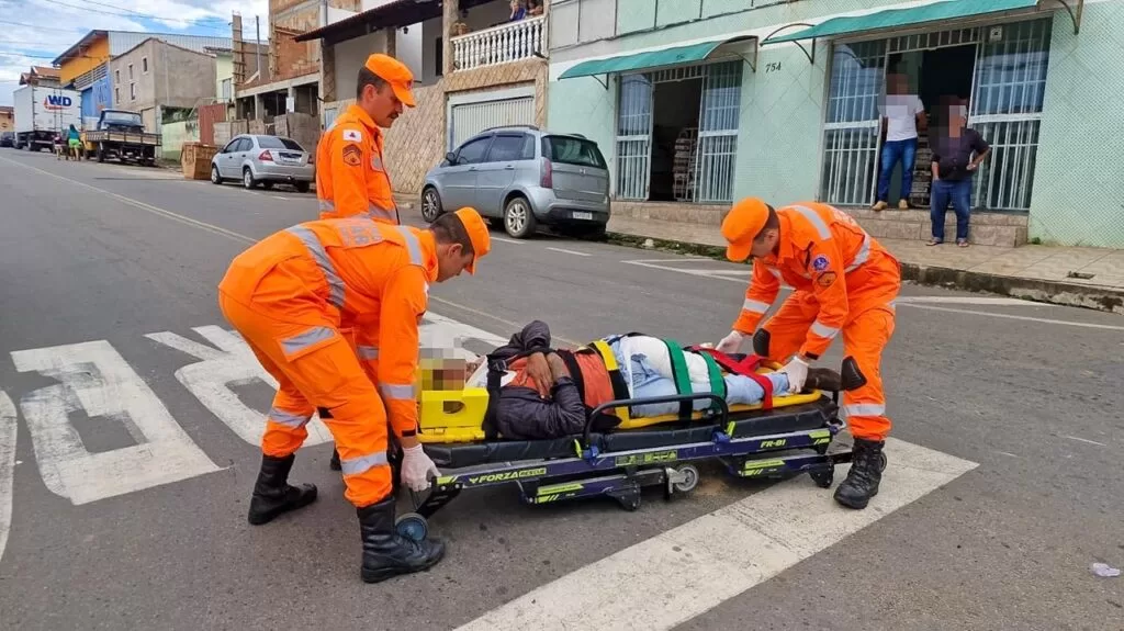 Três acidentes com motociclistas mobilizam equipes de emergência em Alfenas