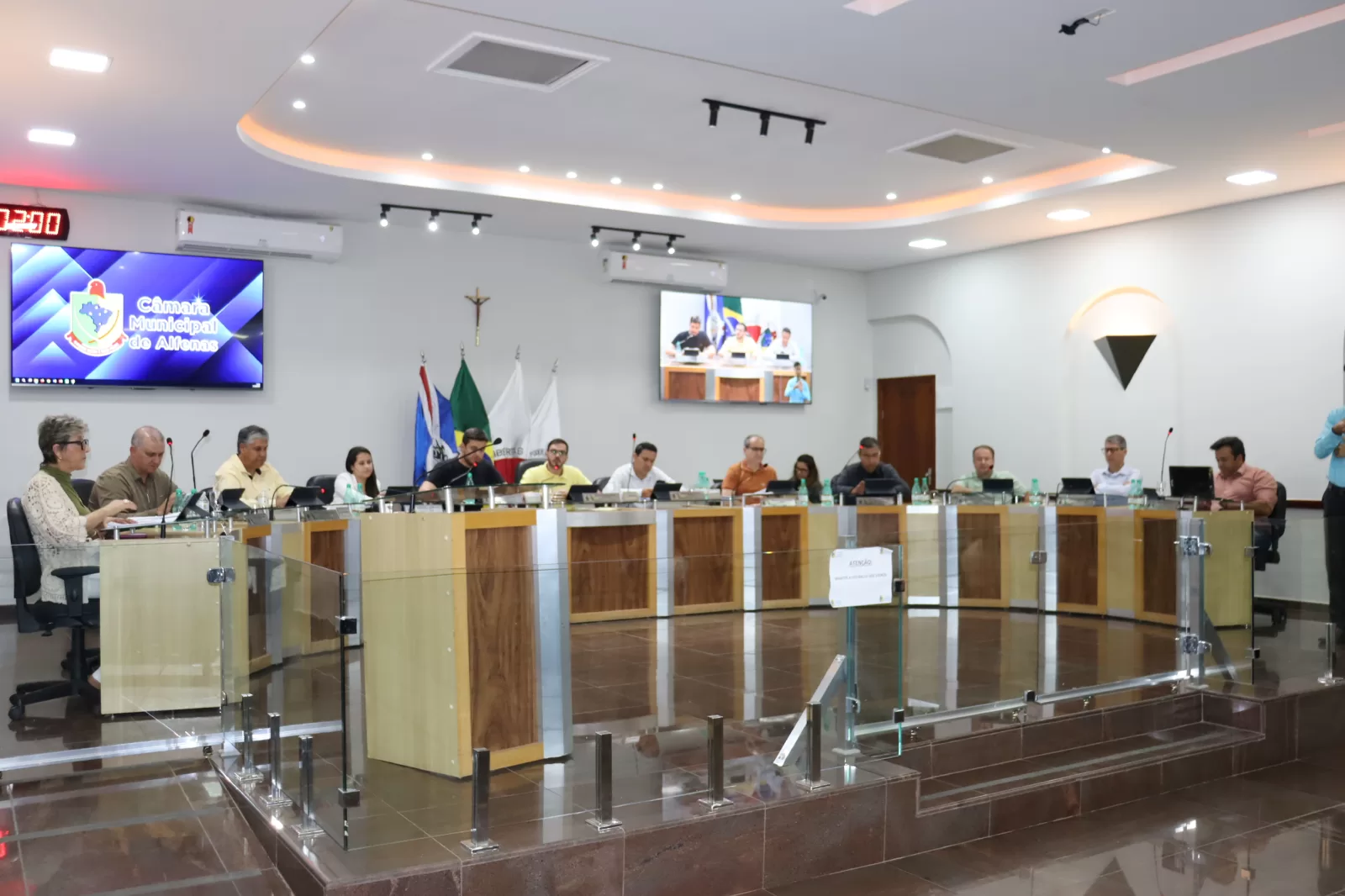 Prefeitura de Alfenas retira projeto de novo regime jurídico dos servidores da Câmara