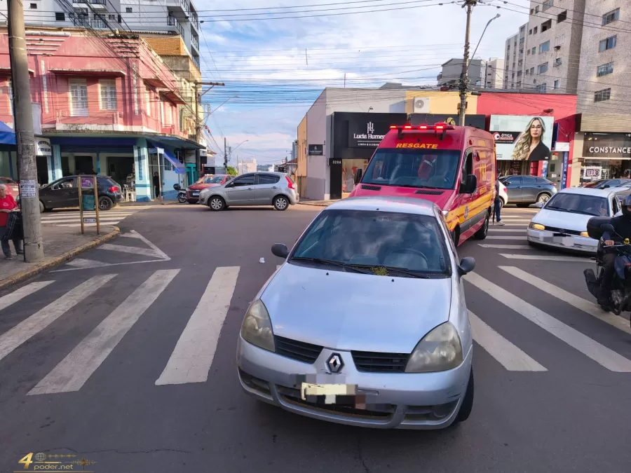 Idosa de 81 anos é atropelada na faixa de pedestres no centro de Alfenas