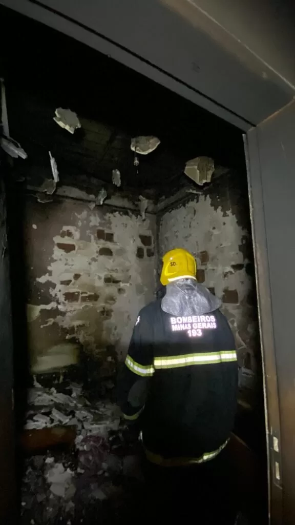 Incêndio em apartamento deixa duas mulheres intoxicadas em Serrania