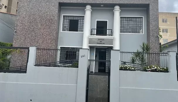 TRT-MG eleva para R$ 50 mil indenização por demissão considerada discriminatória em Alfenas