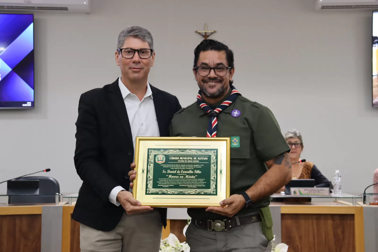 Daniel de Carvalho Filho recebe Diploma de Honra ao Mérito em Alfenas