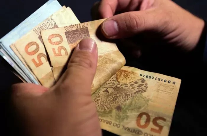 Desenrola Brasil 3.0 prevê renegociação de dívidas com descontos de até 90%