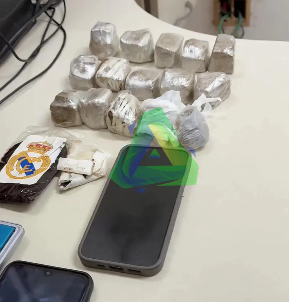 PM prende três suspeitos e apreende drogas durante ação contra o tráfico em Alfenas