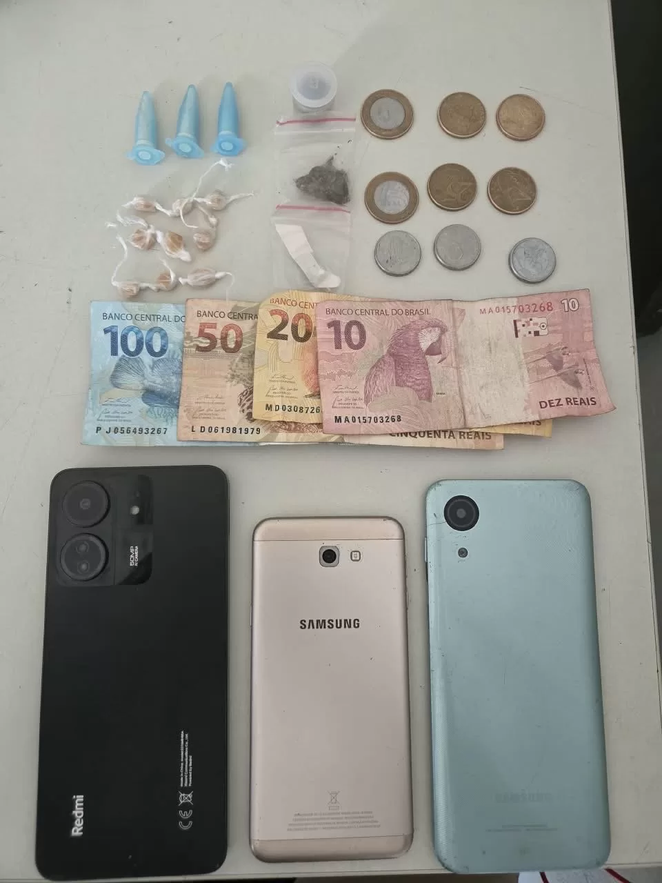 PM apreende drogas em três ocorrências distintas em Alfenas