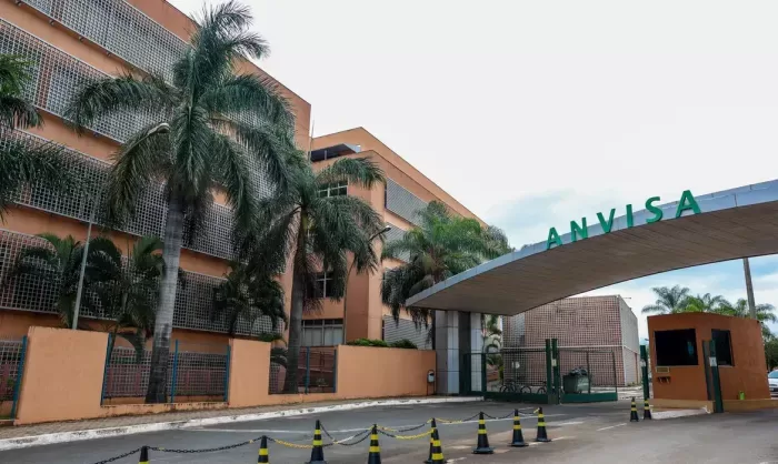 Anvisa apreende lotes falsificados de Phesgo e Dysport e suspende propagandas irregulares