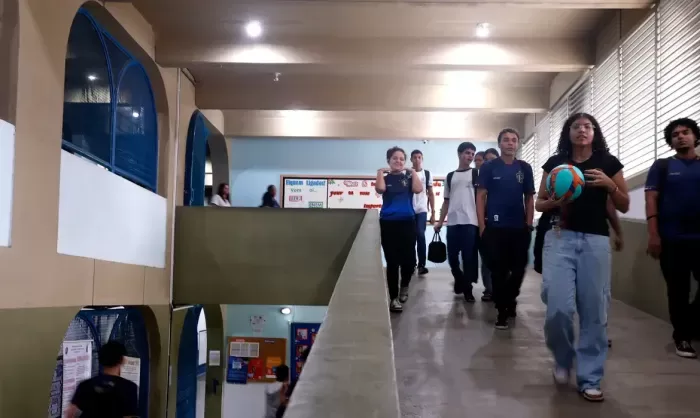 Pé-de-Meia paga sexta parcela de até R$ 225 a estudantes